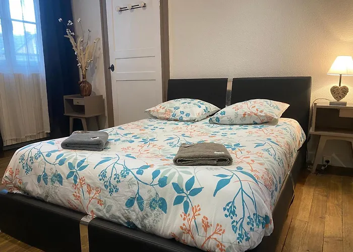 Un Coin De Bigorre - La Pyreneenne - 130m2 - Canal Plus, Netflix, Bein, Apple Tv - Wifi Fibre - Village Campagne Дом отдыха