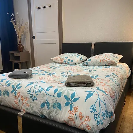 Un Coin De Bigorre - La Pyreneenne - 130m2 - Canal Plus, Netflix, Bein, Apple Tv - Wifi Fibre - Village Campagne Dom wakacyjny